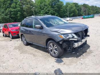  Salvage Nissan Pathfinder