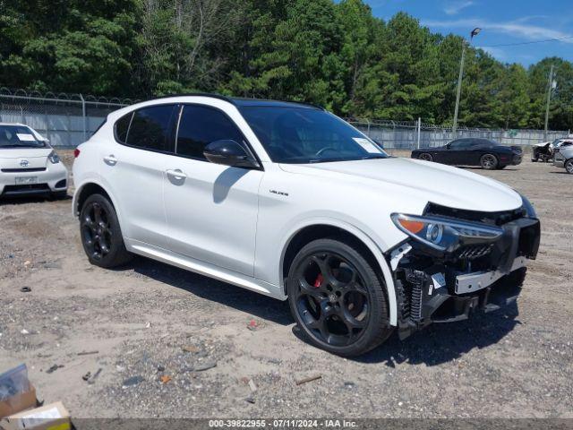  Salvage Alfa Romeo Stelvio