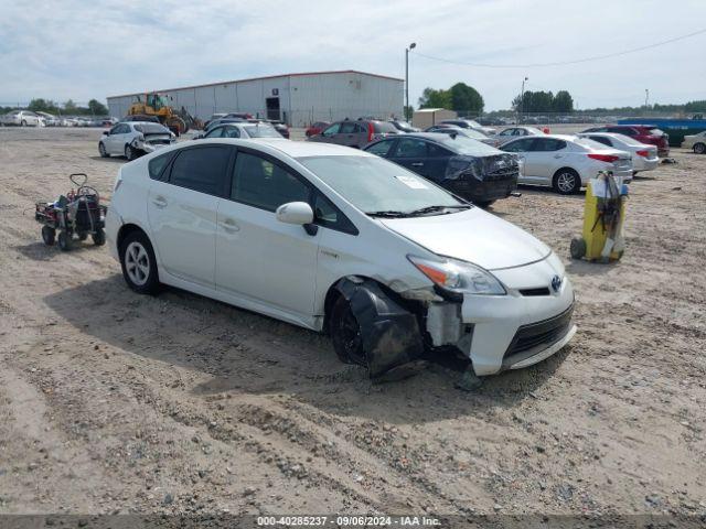  Salvage Toyota Prius