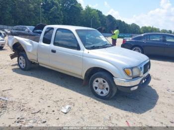  Salvage Toyota Tacoma