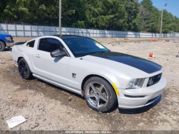  Salvage Ford Mustang