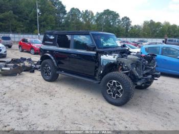  Salvage Ford Bronco