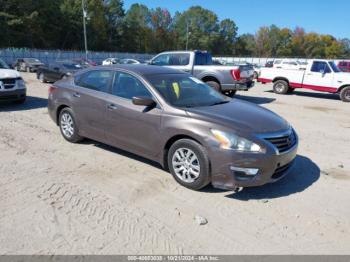  Salvage Nissan Altima