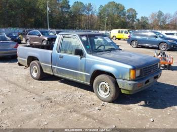  Salvage Mitsubishi Mighty Max   S