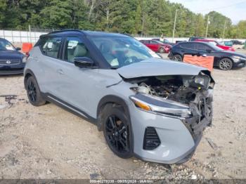  Salvage Nissan Kicks