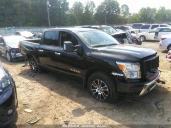  Salvage Nissan Titan