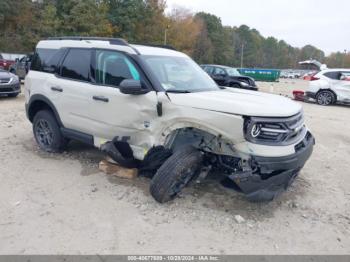  Salvage Ford Bronco