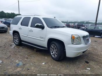  Salvage GMC Yukon