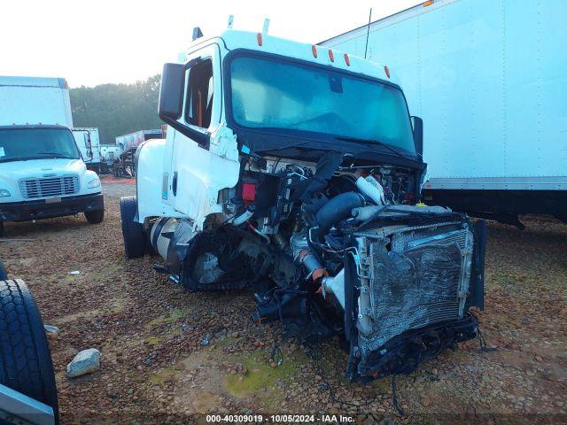  Salvage Freightliner New Cascadia 116