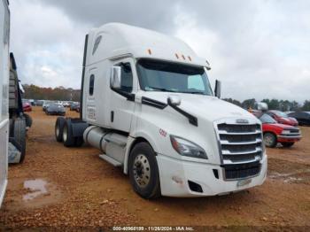  Salvage Freightliner New Cascadia 126