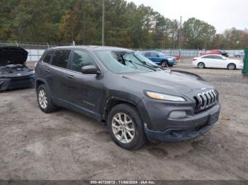  Salvage Jeep Cherokee