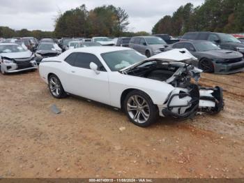  Salvage Dodge Challenger