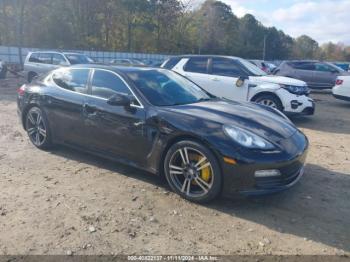  Salvage Porsche Panamera