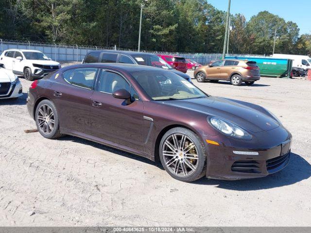  Salvage Porsche Panamera