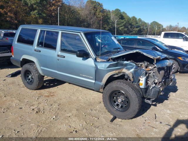  Salvage Jeep Cherokee