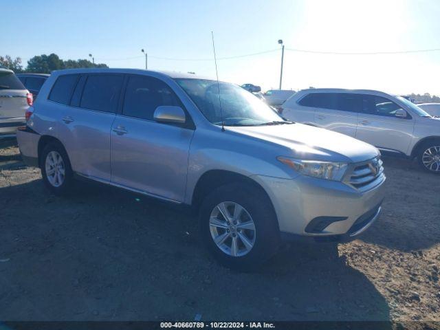  Salvage Toyota Highlander