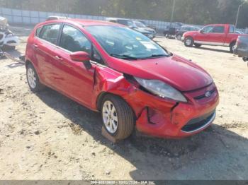  Salvage Ford Fiesta