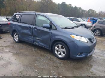  Salvage Toyota Sienna