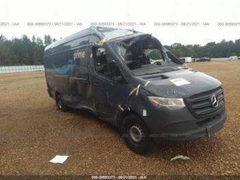  Salvage Mercedes-Benz Sprinter 2500