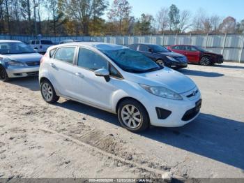  Salvage Ford Fiesta