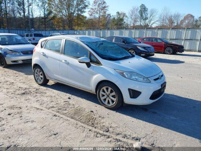  Salvage Ford Fiesta