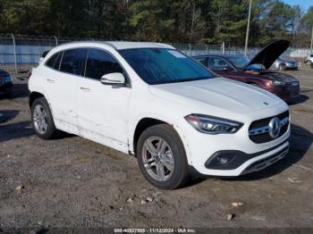  Salvage Mercedes-Benz GLA