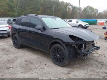  Salvage Porsche Cayenne