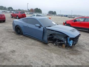  Salvage Ford Mustang