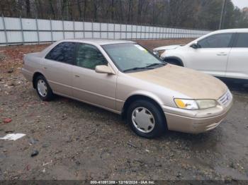  Salvage Toyota Camry