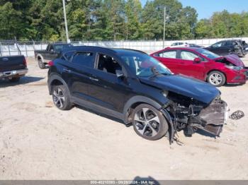  Salvage Hyundai TUCSON