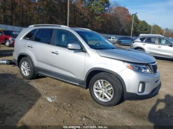  Salvage Kia Sorento