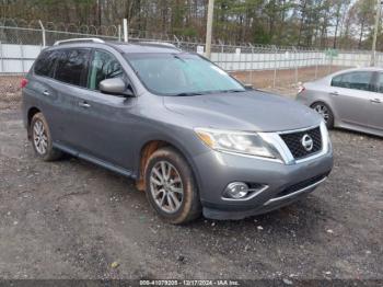  Salvage Nissan Pathfinder