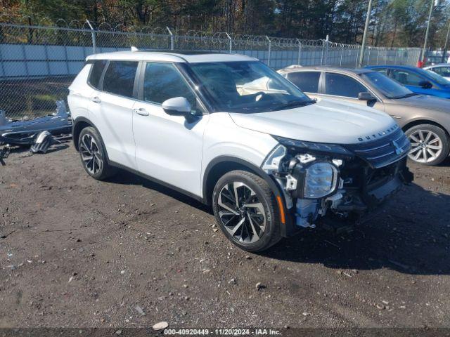  Salvage Mitsubishi Outlander