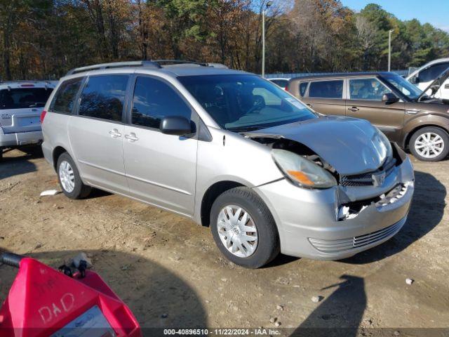  Salvage Toyota Sienna