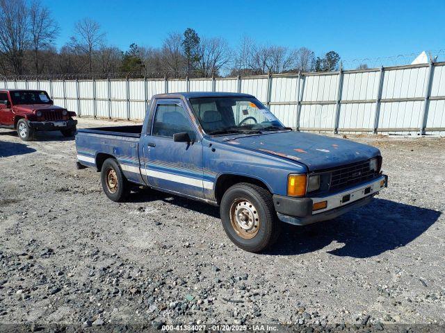  Salvage Toyota Pickup