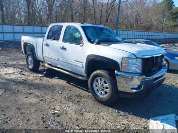  Salvage Chevrolet Silverado 2500