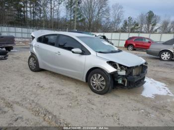  Salvage Kia Forte