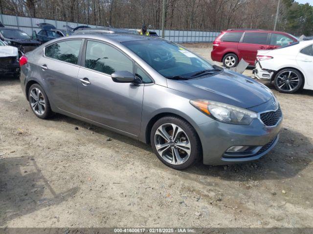  Salvage Kia Forte