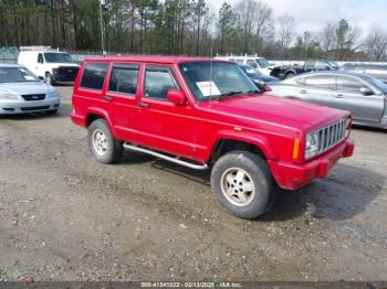  Salvage Jeep Cherokee