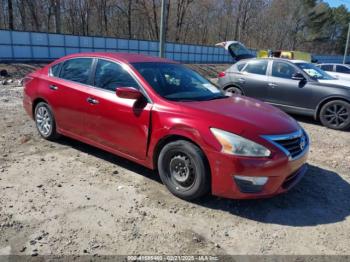  Salvage Nissan Altima