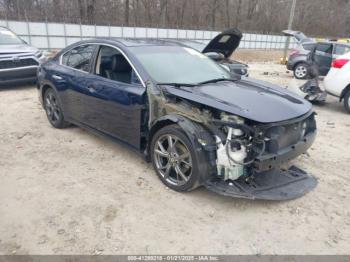  Salvage Nissan Maxima