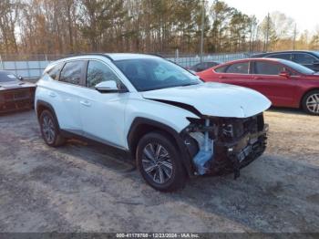  Salvage Hyundai TUCSON