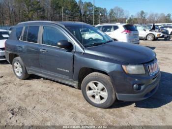  Salvage Jeep Compass