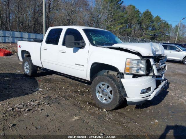  Salvage Chevrolet Silverado 2500