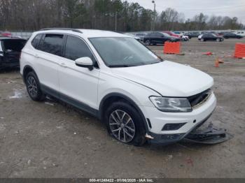  Salvage Volkswagen Tiguan