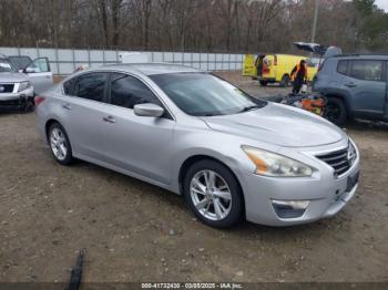  Salvage Nissan Altima