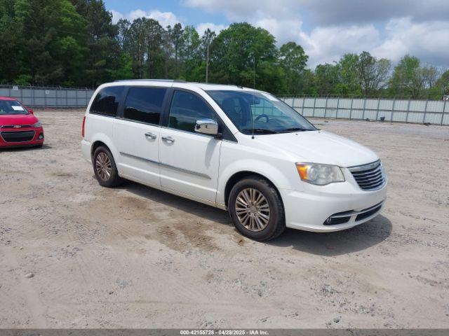  Salvage Chrysler Town & Country
