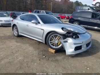  Salvage Porsche Panamera