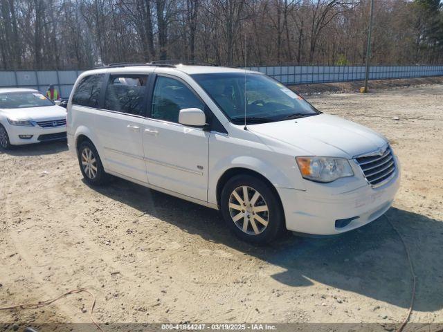  Salvage Chrysler Town & Country