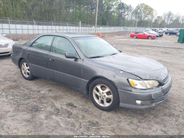  Salvage Lexus Es